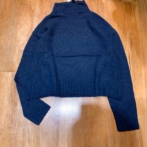 T by Alexander Wang neck sweater in blue